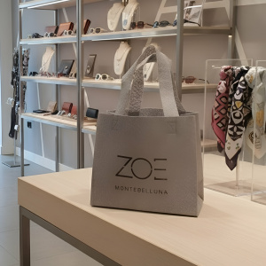 Zoe